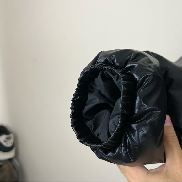 Sold | Fabletics Wander Puffer Jacket Shiny Black XXL - Picture 13 of 16